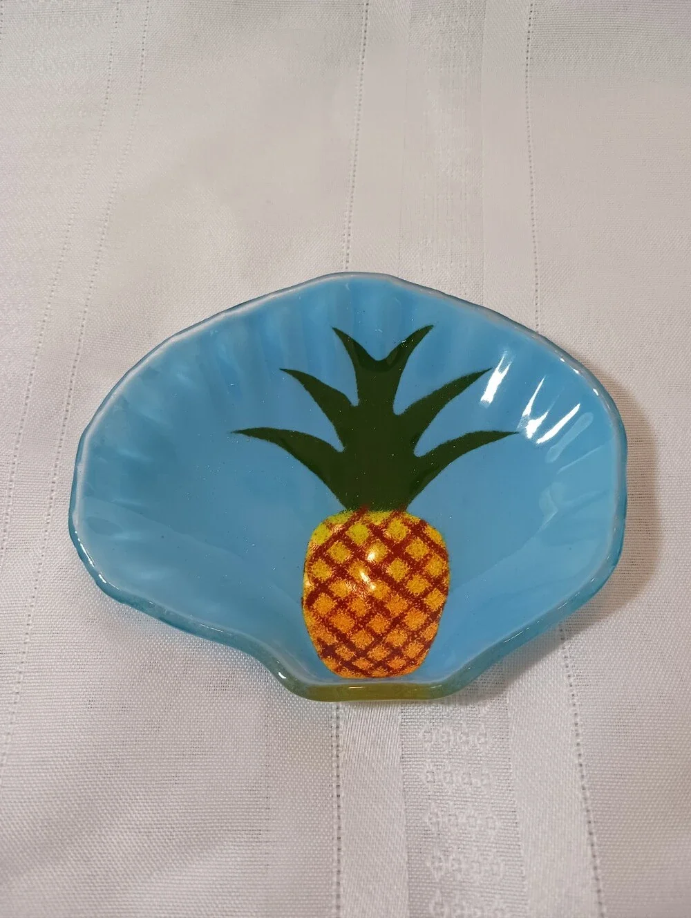 Blue Shell Shaped Glass Soap Dish With Pineapple Decoration